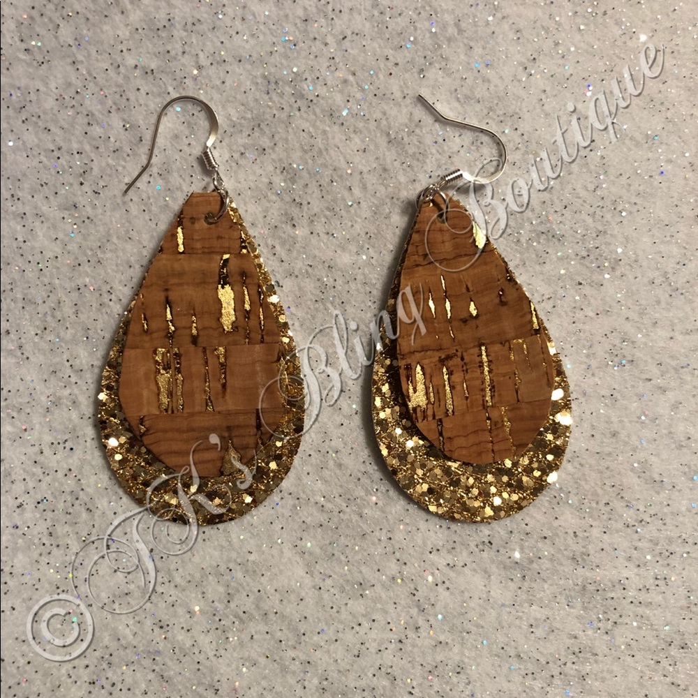 Gold sparkle cork earrings